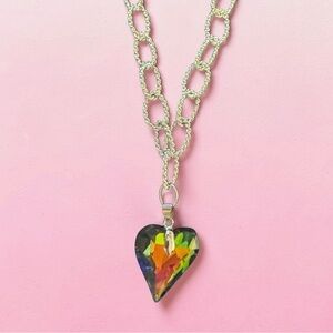 Gorgeous Silver Chain Necklace with Heart Pendant